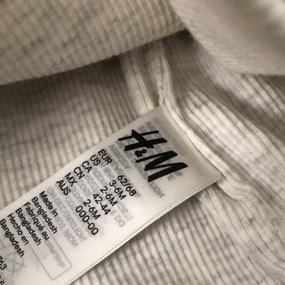 GAP/H&M SET - Picture 7 of 7